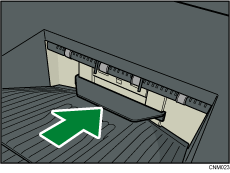 Finisher upper tray illustration